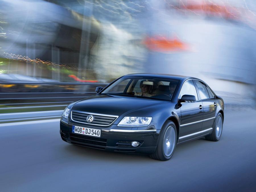  Volkswagen Phaeton V6 TDi 2002 года  (фото 7 из 8)